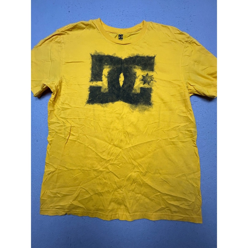 DC Shoes T-Shirt 100% Cotton Yellow Graphic Logo Large Mens